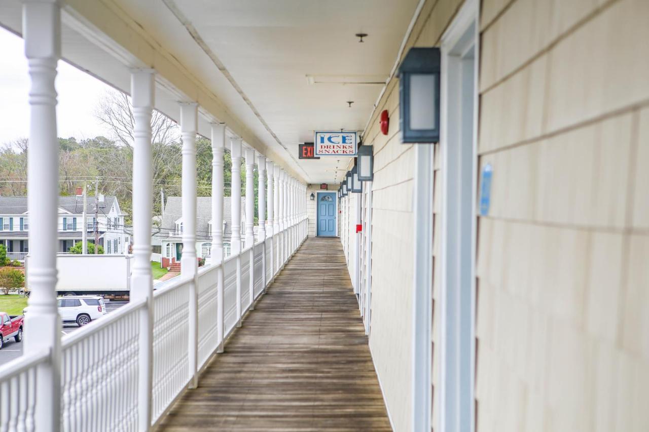 Waterside Inn 2*