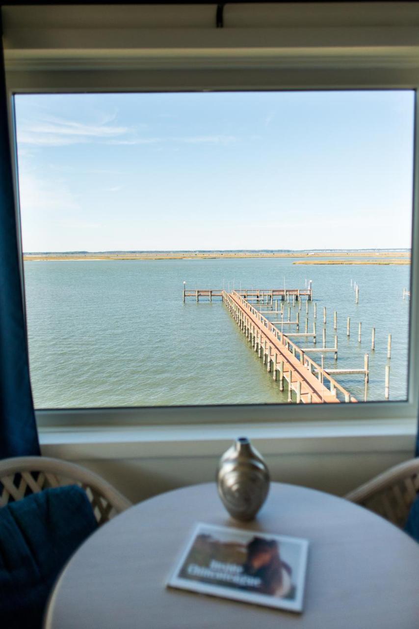 Inn Waterside